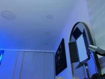 Chaturbate Sex Cam of enzo_marblisky