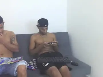 Chaturbate Free Porn Cam of masters_latins
