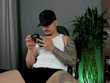 Chaturbate Watch Live Sex Cams of boyc02_