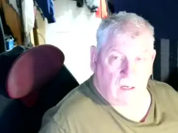 Chaturbate Live Sex Cam of canoelicker69