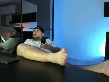 Chaturbate Watch Live Sex Cams of dravenpeak
