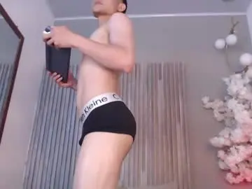 Chaturbate Live Sex Cam of jay_smile