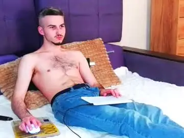 Chaturbate Live Sex Cam of magic_storms