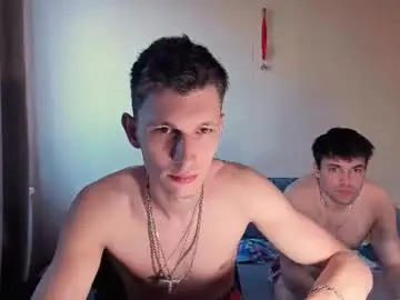 Chaturbate Sex Cam of kevin_hornyyy