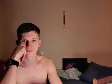 Chaturbate Adult Webcam of kevin_hornyyy