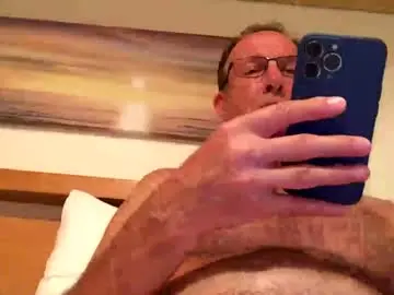 Chaturbate Live Sex Cam of charlieg123
