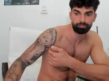 Chaturbate Watch Live Sex Cams of cuteeboy