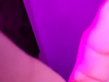 Chaturbate Free Live Porn of hungitalian40