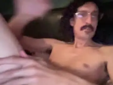 Chaturbate Live Sex Cam of jiggz1986