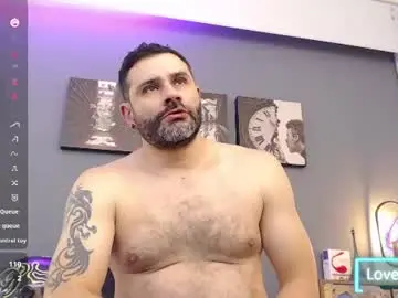 Chaturbate Free Porn Cam of jonas_beard1