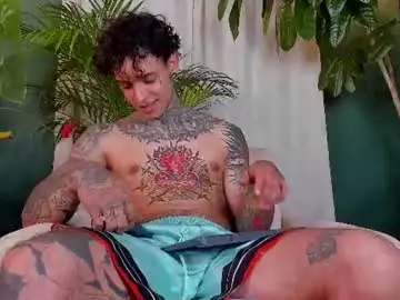 Chaturbate Best live sex cam show of aron_ford