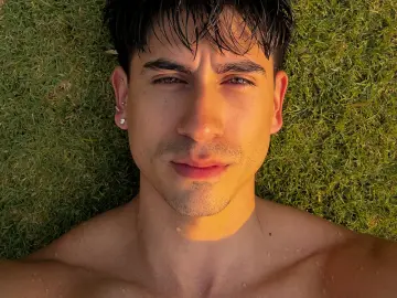 Livejasmin Free Porn Cam of TravisThunder