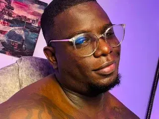 Streamate Private Sex Chat of MuscularJohn