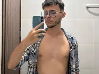 Streamate Best Webcam of ALHAN_SILVER