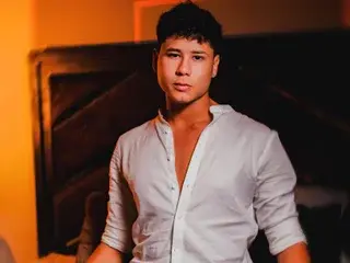 Streamate Free Porn Cam of Rayden_Boy
