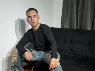 Streamate Nude Webcam of big_dicktop23