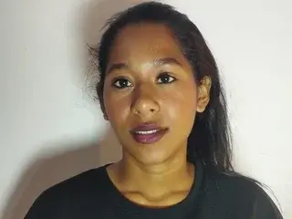 Streamate Live Sex Cam of Tesoro_Malibu