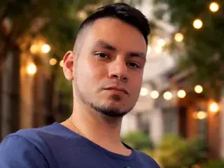 Streamate Free Porn Cam of RickAdams