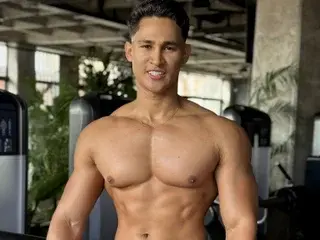 Streamate Live Sex Cam of Benjamincooperk