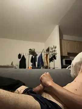 Stripchat Live Sex Cam of Quentin3599
