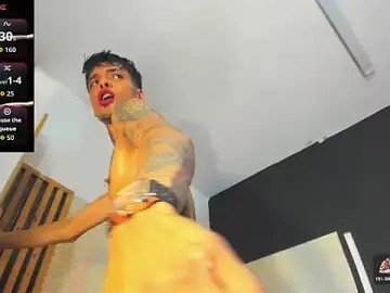 Stripchat Live Sex Cam of Yeidonn
