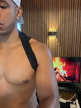 Stripchat Sex Cam of MarcoStriker