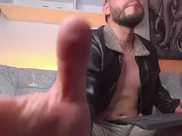 Stripchat Best live sex cam show of Kael_Master