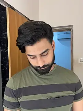 Stripchat Nude Webcam of Royalboy_03