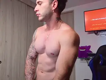 Stripchat Best live sex cam show of Latino_stud4u