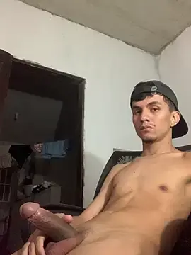 Stripchat Sex Cam of gabrielzinnnn085