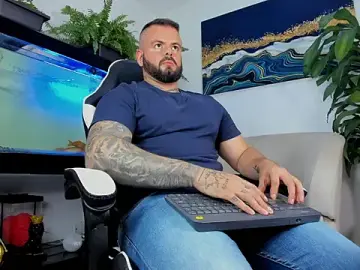 Stripchat Nude Webcam of Johnnygrayson1
