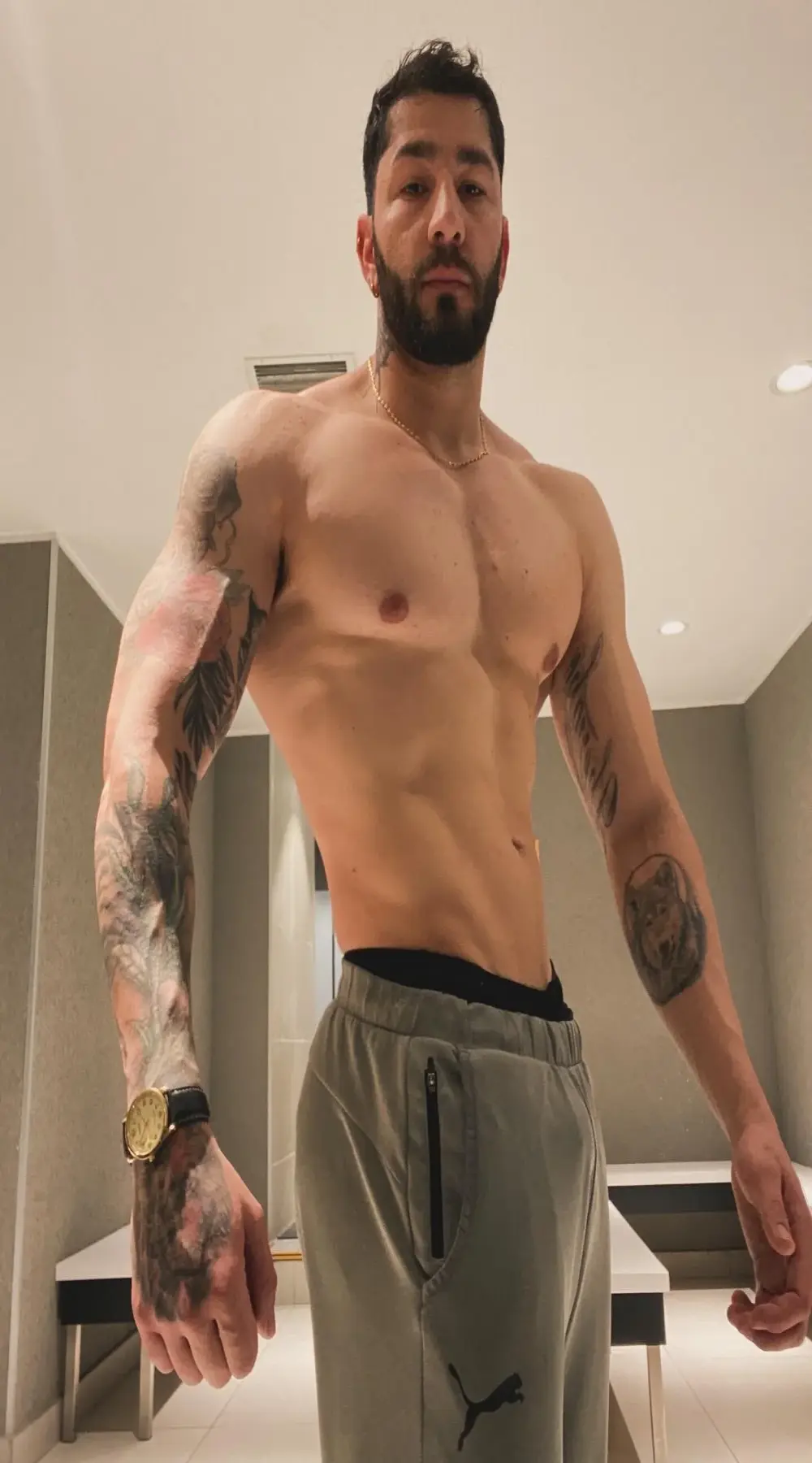 jonhklleyn
