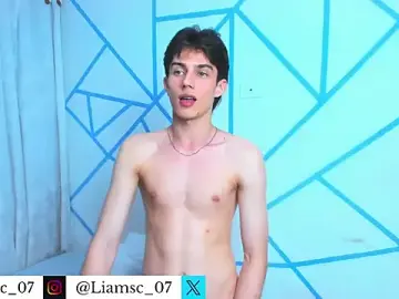 Stripchat Nude Webcam of liam_scott77