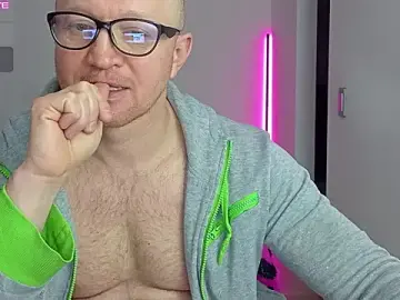 Stripchat Best live sex cam show of kevintyler69
