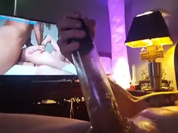 Stripchat Free Live Porn of ThatPlatinumD
