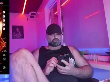 Stripchat Adult Webcam of HAIR-MAN
