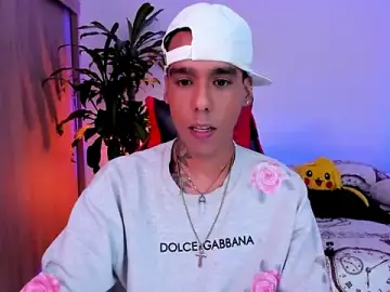 Stripchat Sex Cam of Damianwhite