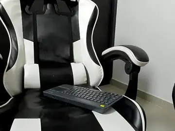 Stripchat Live Sex Cam of eren_jeager