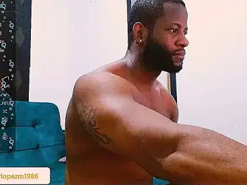 Stripchat Live Porn of marcell_22cm