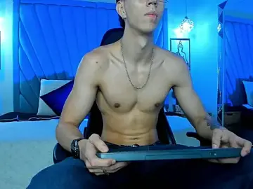 Stripchat Nude Webcam of OliverThompsonJS