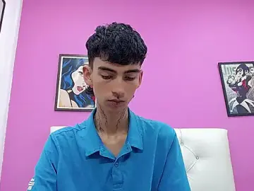 Stripchat Sex Chat of ttimy_x_boy