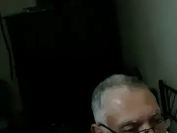 Stripchat Watch Live Sex Cams of 100Tauros