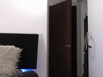 Stripchat Live Porn of andrea_de_lucaa