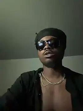 Stripchat Adult Webcam of MIGHTYDEMONXXX