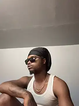 Stripchat Nude Webcam of MIGHTYDEMONXXX