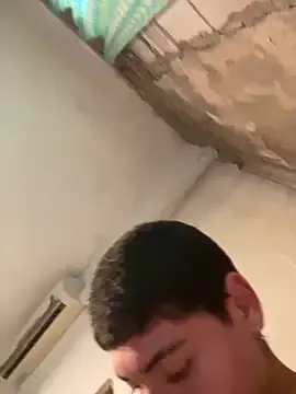 Stripchat Free Porn Cam of johnnisak