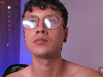 Stripchat Sex Cam of LeaneSeb