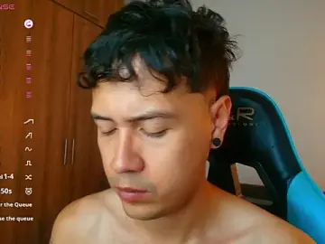 Stripchat Sex Cam of LeaneSeb