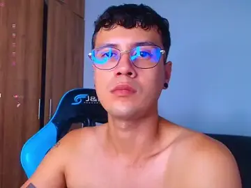 Stripchat Live Porn of LeaneSeb