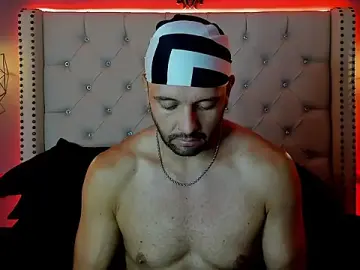 Stripchat Sex Cam of Lyam_Voss